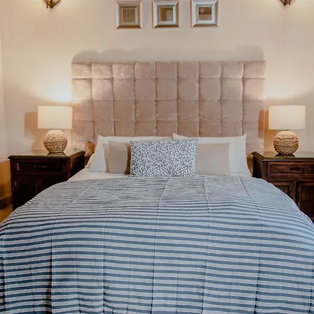 Casa Estrella De San Pedro 7 Br * Cartagena